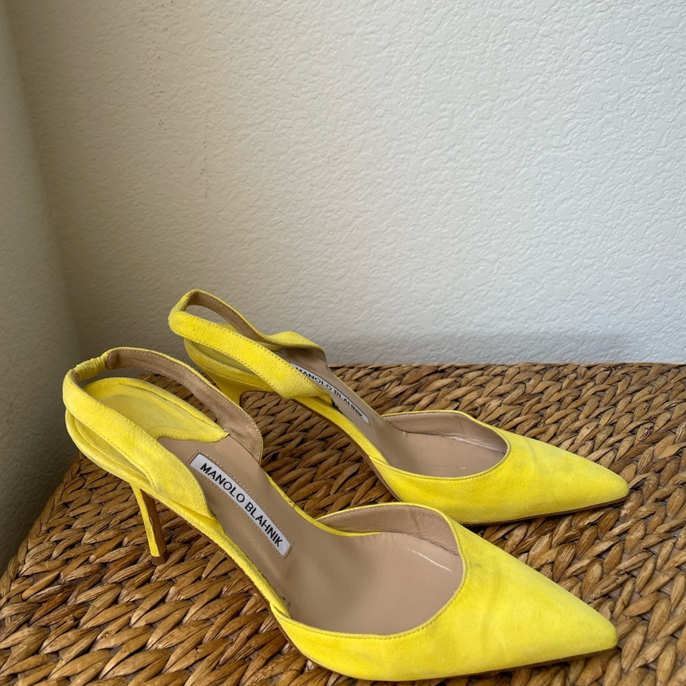 Light Yellow Suede Pumps